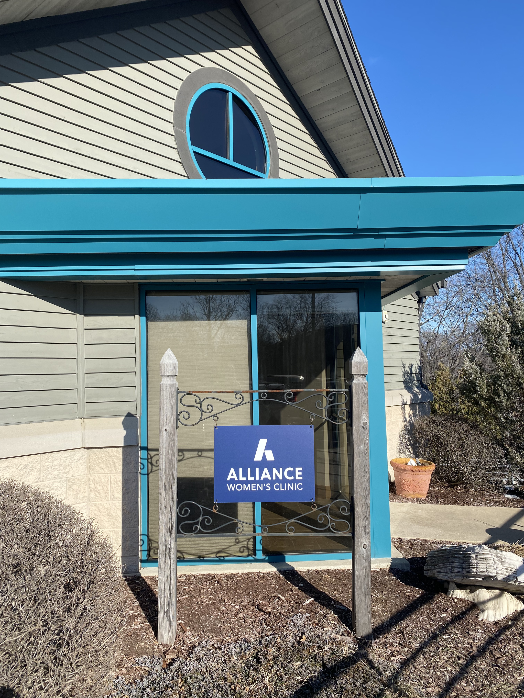 Alliance Racine clinic room